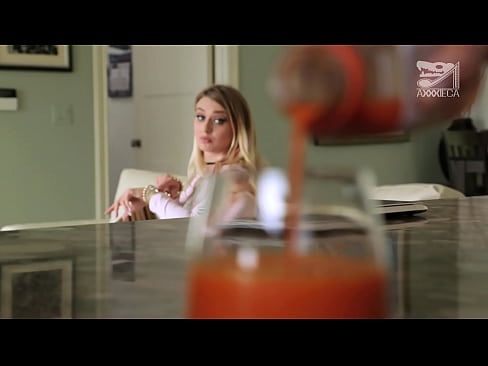 ❤️ Hot famke mei grutte tits en strakke kut krijt pik fan ferliezer, mar hiel hurd ️ Neuken by ús fy.niceporn.ru ❌